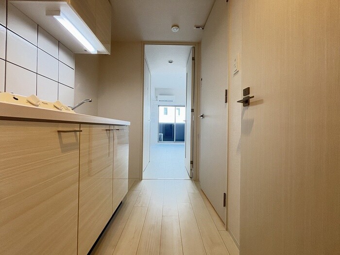 物件内観写真19　(廊下)