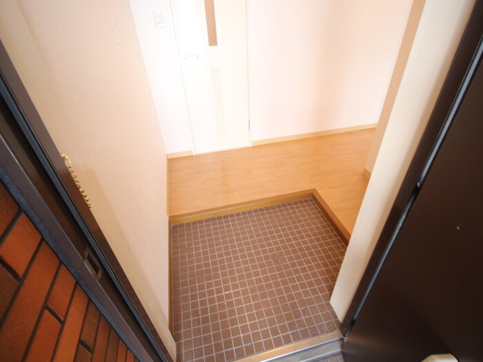 物件内観写真20　(玄関)