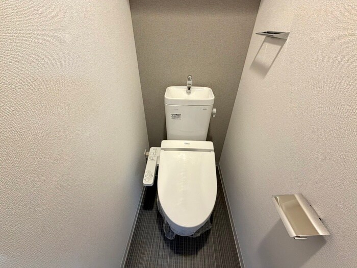 物件内観写真11　(トイレ)