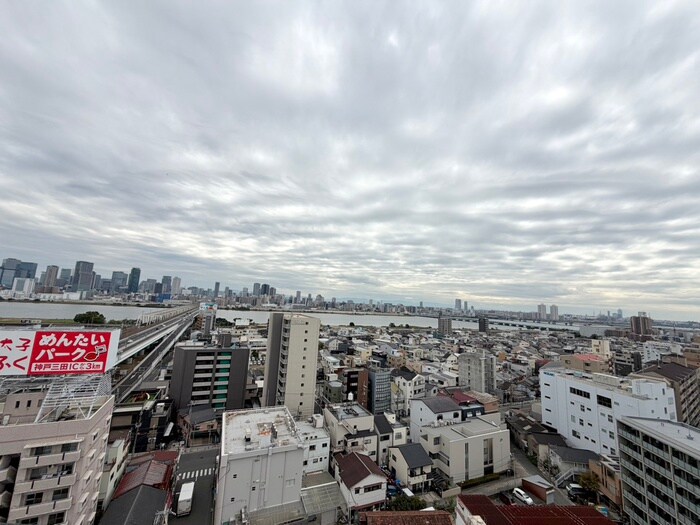 物件内観写真15　(室内からの展望)