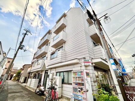 シャレ－ルタナベ外観写真