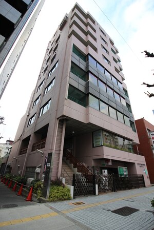 茶臼山ビル外観写真