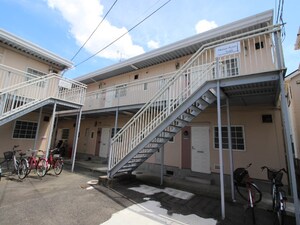 メゾンレポス伊勢田Ｂ棟外観写真