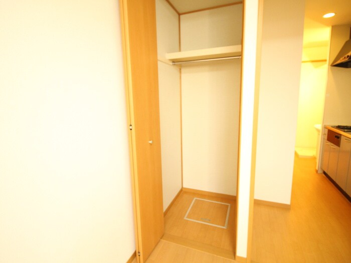 物件内観写真14　(収納)