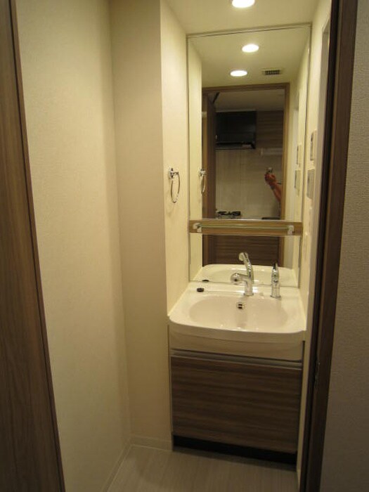 物件内観写真9　(洗面)