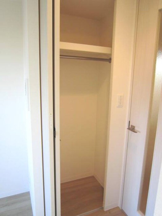 物件内観写真15　(収納)