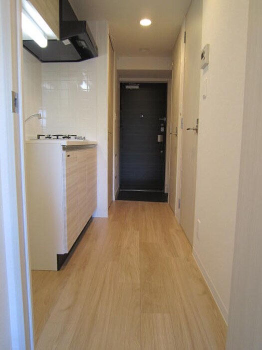 物件内観写真17　(廊下)