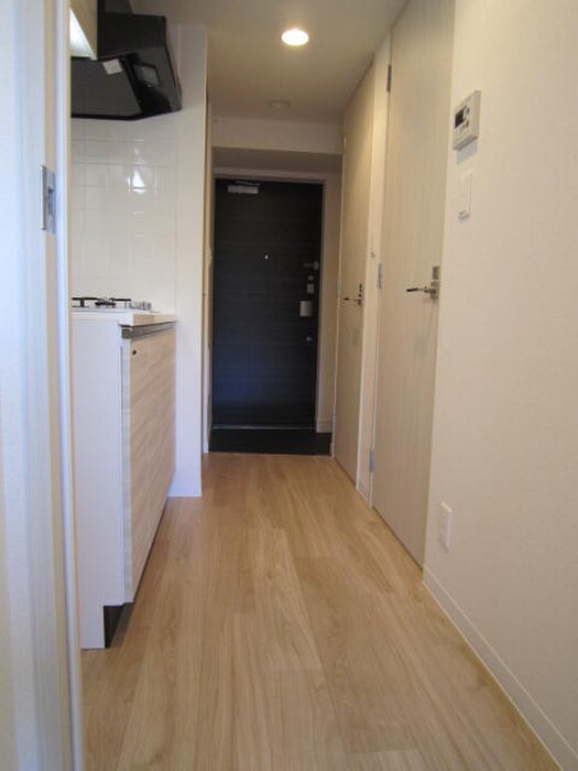 物件内観写真18　(玄関)