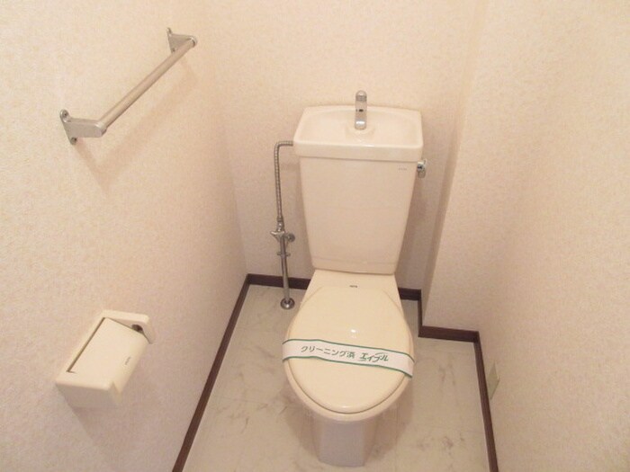 物件内観写真16　(トイレ)