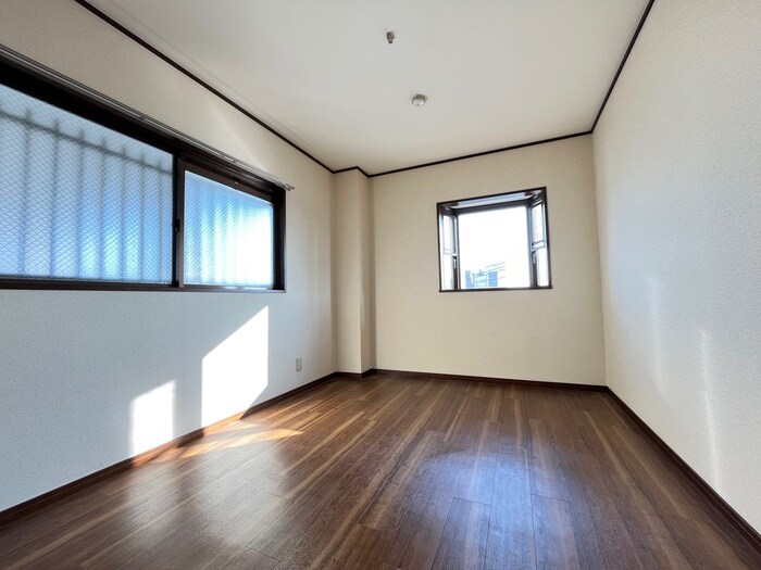 物件内観写真18　(居室)