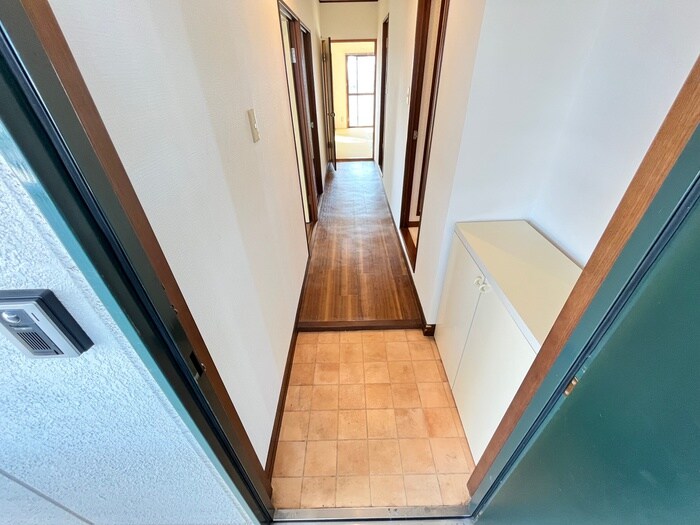 物件内観写真19　(廊下)