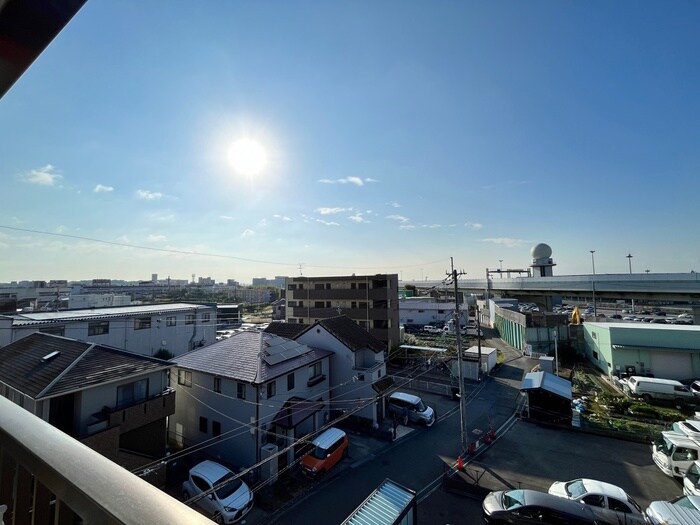 物件内観写真22　(室内からの展望)