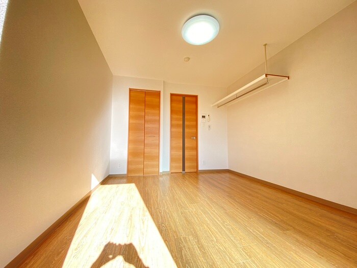 物件内観写真8　(内観写真)