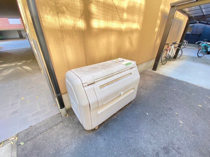 物件外観写真6　(建物設備)