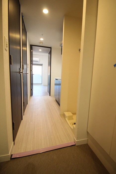 物件内観写真16　(廊下)