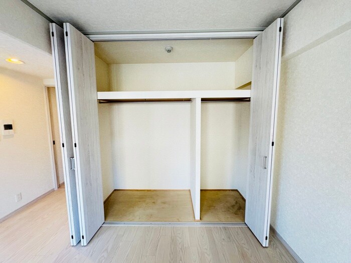 物件内観写真13　(収納)