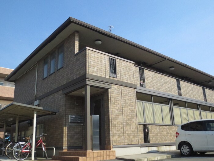 物件外観写真1　(駐車場)