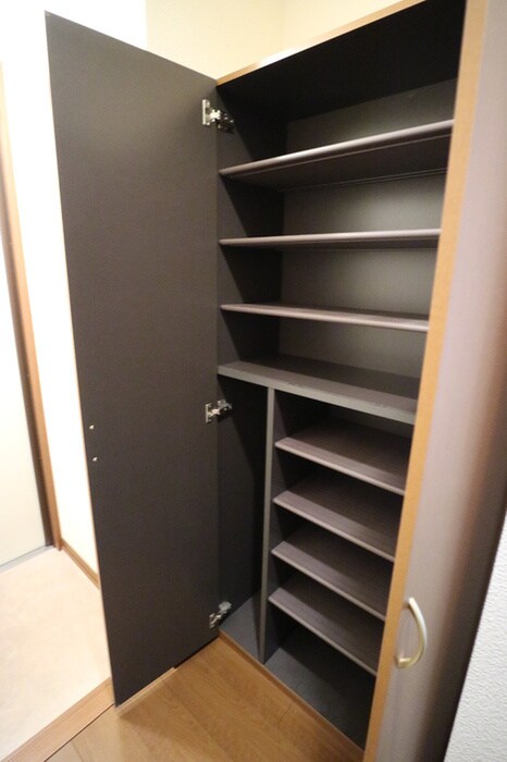 物件内観写真17　(靴箱)