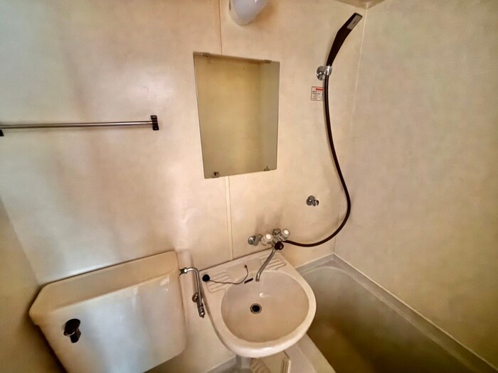 物件内観写真12　(洗面)