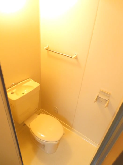 物件内観写真11　(トイレ)