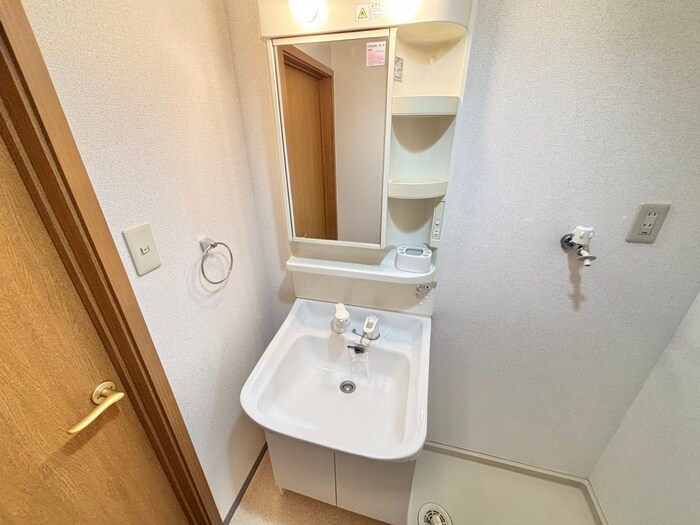 物件内観写真11　(洗面)