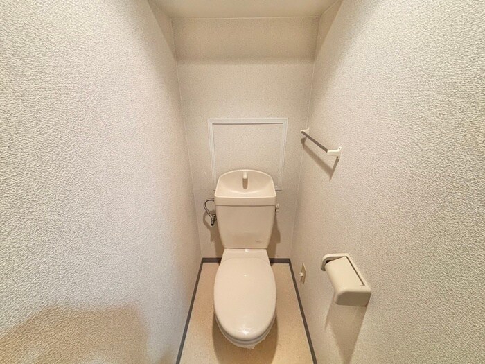 物件内観写真12　(トイレ)