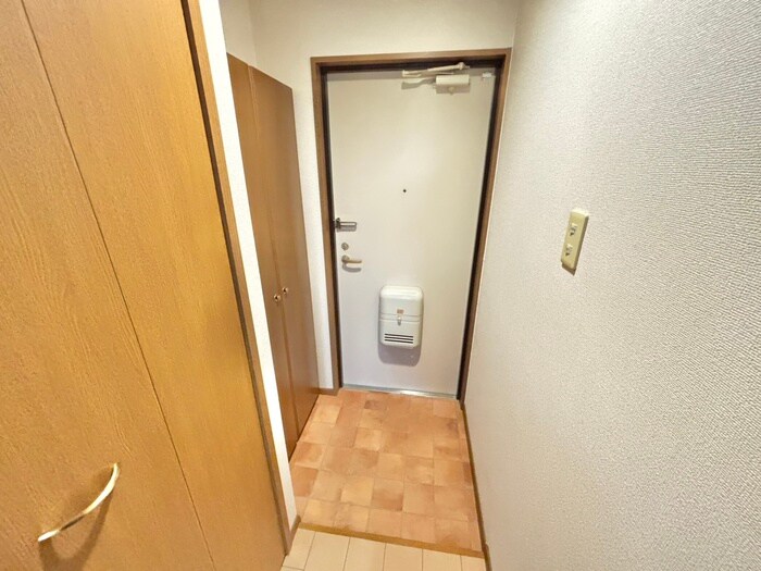 物件内観写真20　(玄関)