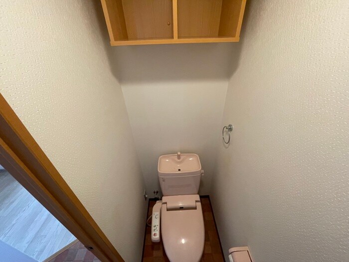物件内観写真9　(トイレ)