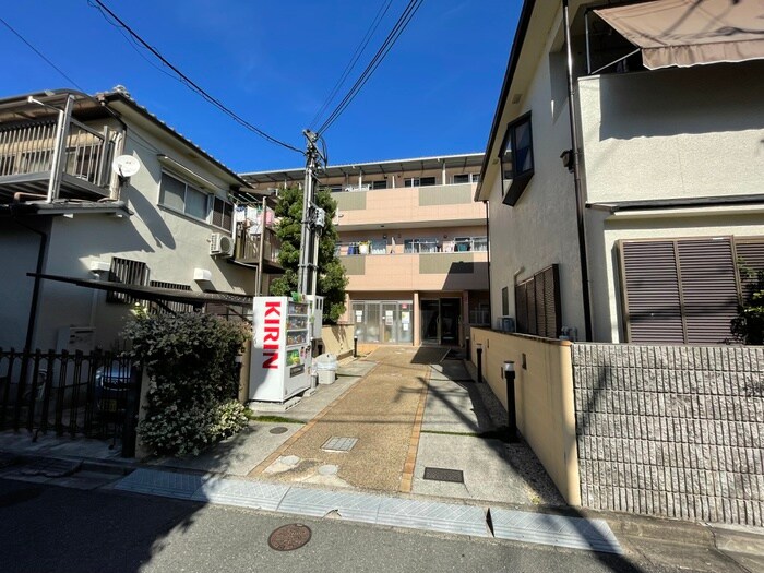 物件外観写真6　(外観写真)