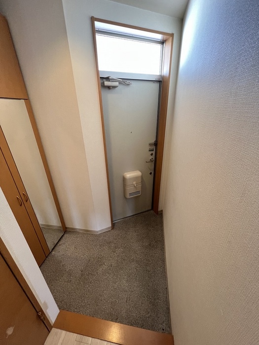 物件内観写真17　(玄関)