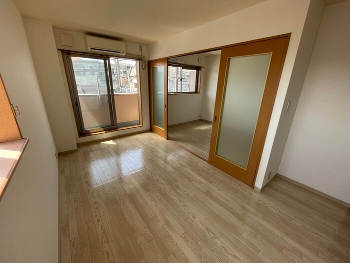 物件内観写真21　(居室)