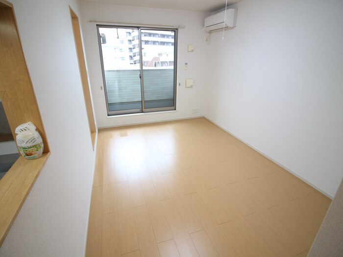 物件内観写真10　(居室)