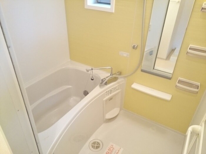 物件内観写真12　(バス／シャワールーム等)