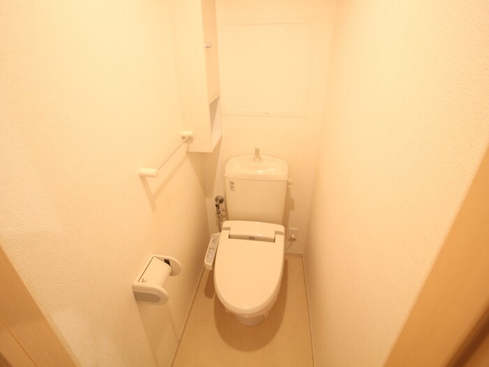 物件内観写真15　(トイレ)