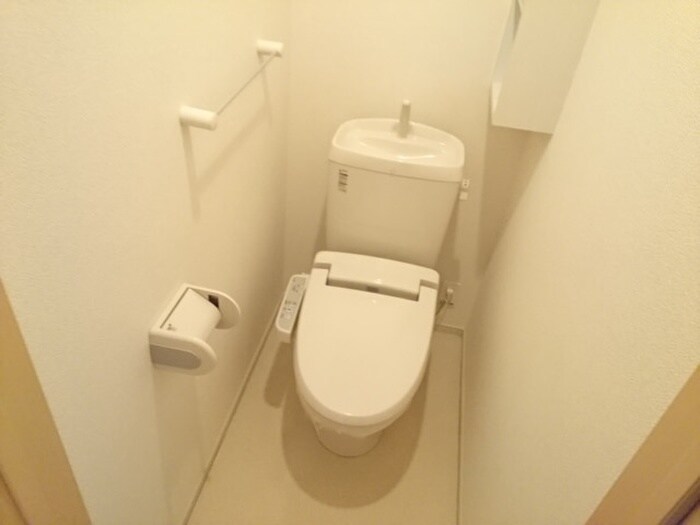 物件内観写真16　(トイレ)