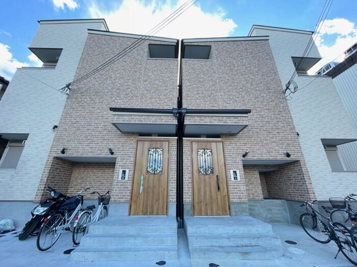 物件外観写真1　(外観写真)