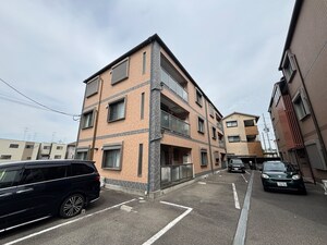 アムール2外観写真