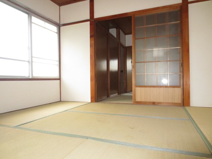 物件内観写真4　(居室)