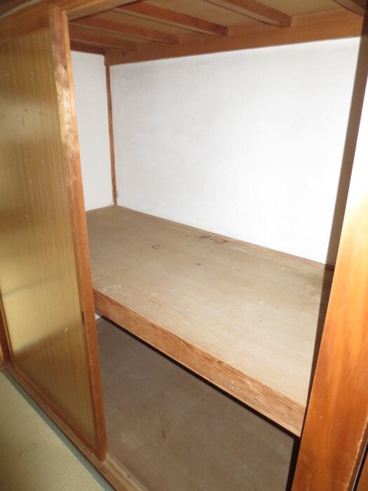 物件内観写真10　(収納)