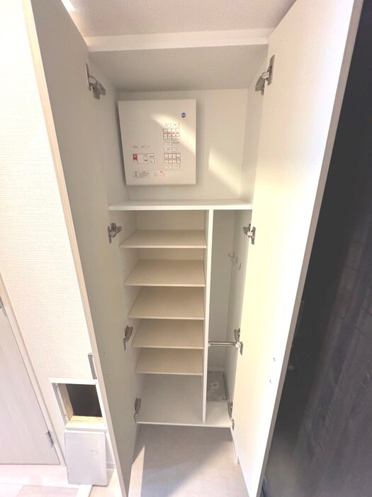 物件内観写真13　(靴箱)