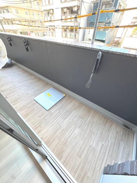 物件内観写真18　(ベランダ・バルコニー)