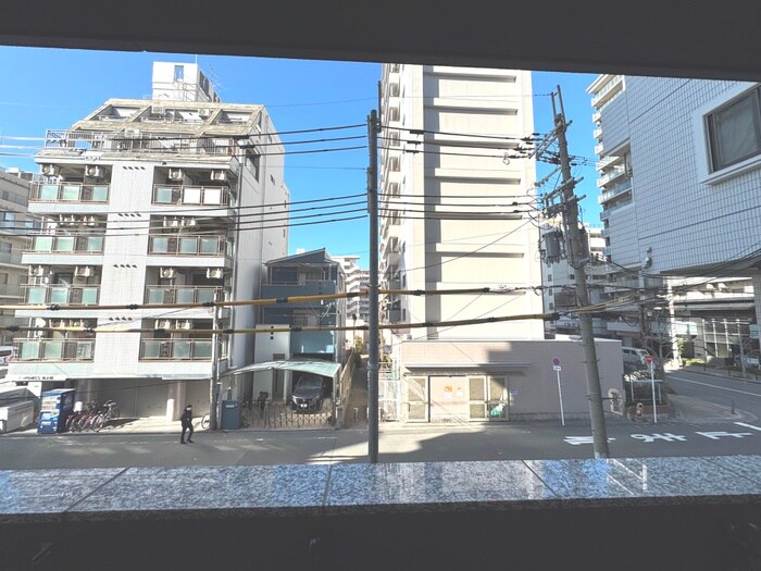 物件内観写真19　(室内からの展望)