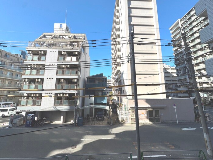 物件内観写真19　(室内からの展望)