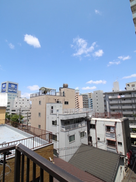 物件内観写真19　(室内からの展望)