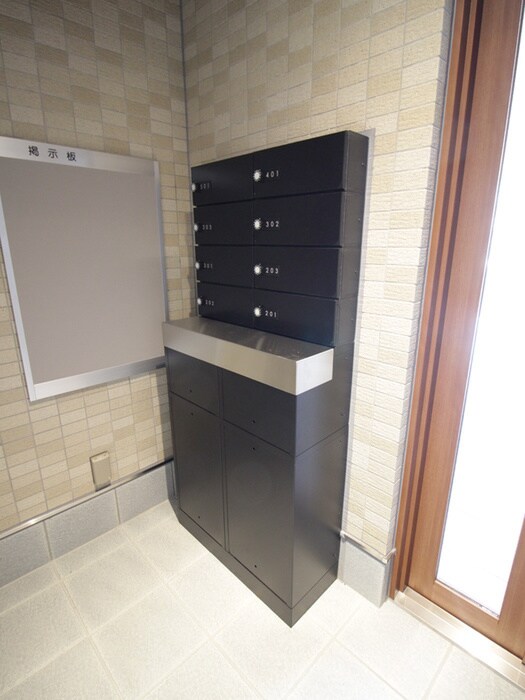 物件外観写真4　(建物設備)