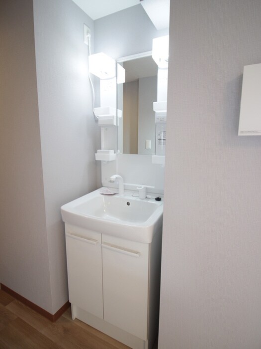 物件内観写真11　(洗面)