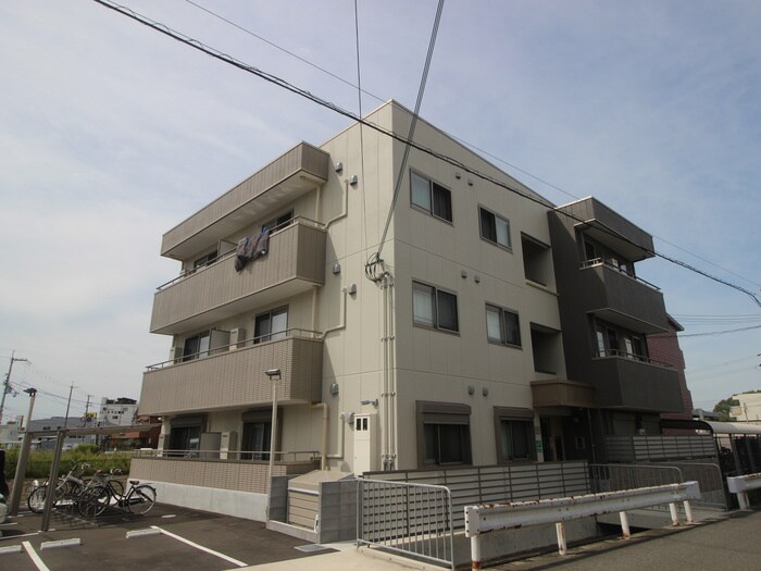 物件外観写真3　(外観写真)