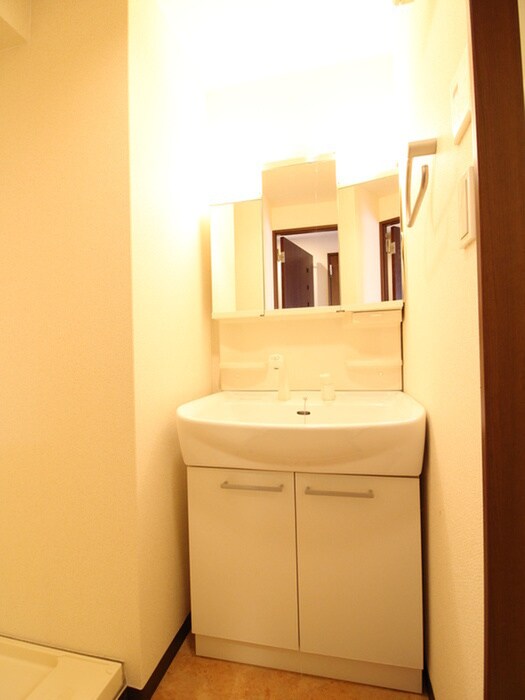 物件内観写真11　(洗面)