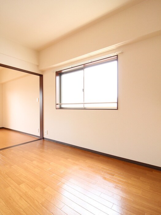 物件内観写真12　(居室)