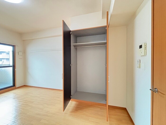 物件内観写真13　(収納)